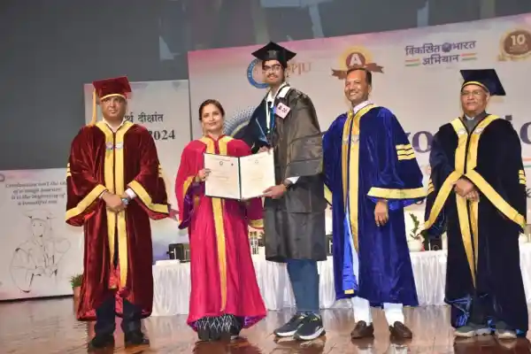 Convocation Image 10