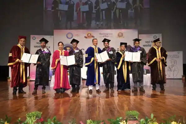 Convocation Image 19